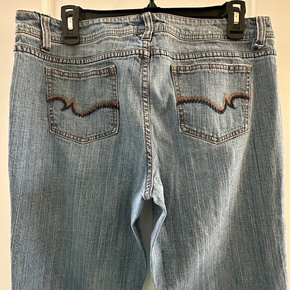 Low-Rise Bootcut Jeans SO 15 Average Regular 99% Cotton & 1% Spandex Blue Denim - Picture 7 of 8